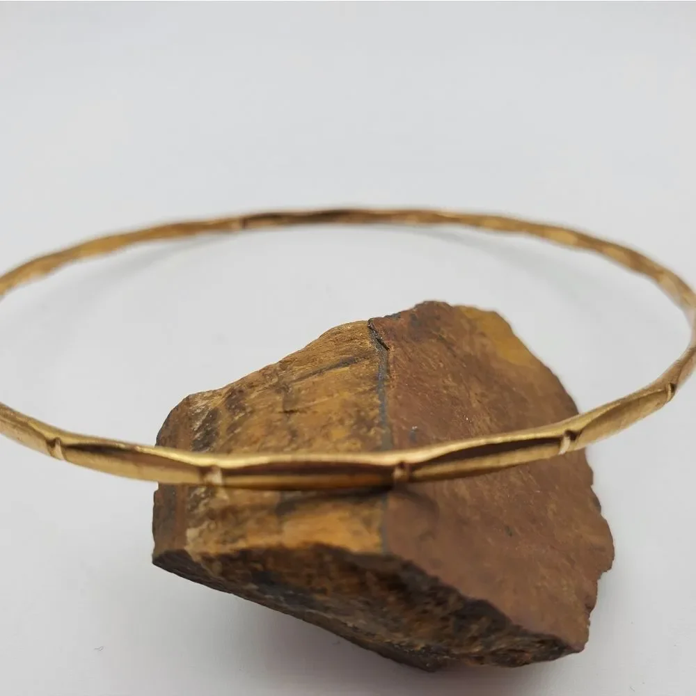 The kings Court‎ gold tone antique bracelet B1314